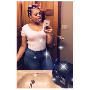 Meet your Posher, Rayawna